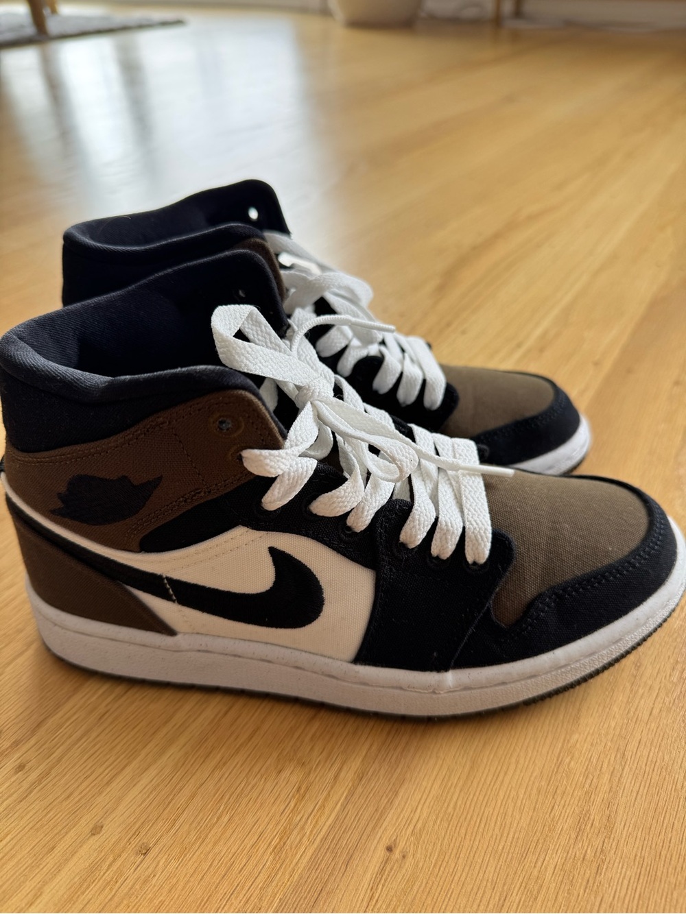 Nike Jordan 1 Olive Toe